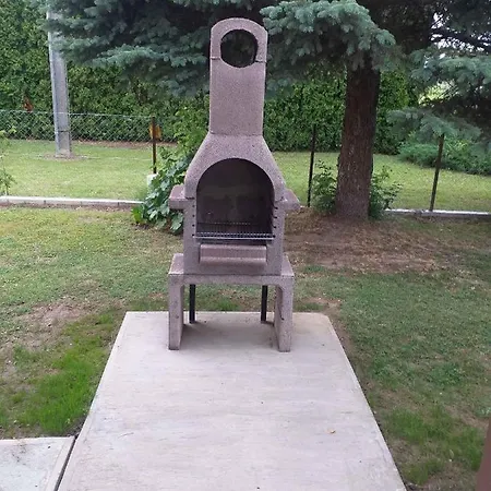 Holiday Home Balatonbereny Balatonberény