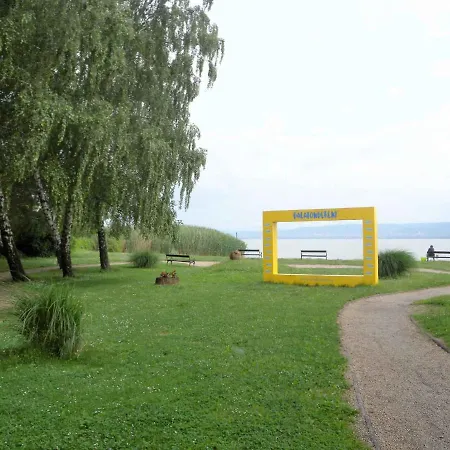 Holiday Home Balatonbereny Balatonberény