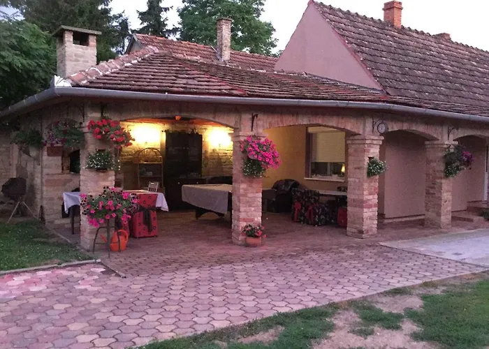 Holiday Home Balatonbereny Balatonberény
